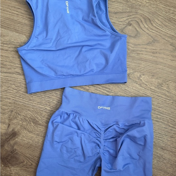 DFYNE Dynamic 1/4 Zip Tank & Shorts in Marine Blue - Picture 2 of 6